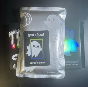 GradedGuard PSA Graded Card Case Protector Trick or Treat Witchs Brew SEALED - Bild 1 von 5