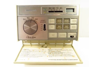 Honeywell Microelectronic Chronotherm Heat Pump Thermostat T8200A1095 - Picture 1 of 5