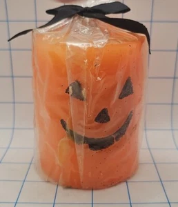 Halloween Candle Pumpkin Face Orange 4" X 3.5" In Packaging Black Bow - Picture 1 of 9
