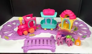 My Little Pony Friendship Express Train Toys R Us Special Edition Train Set - Picture 1 of 16