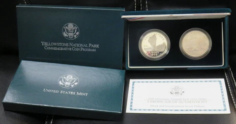 1999-P Yellowstone National Park Proof & UNC Silver Dollar 2-Coin Set Box & COA Cover
