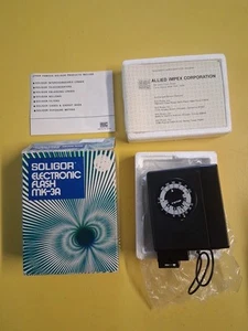 Soligor MK-3A Unità Flash Elettronica Computerizzata Obiettivo Fotocamera con Scatola Manuale - Foto 1 di 2