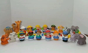 LOT OF 10 PCS Random Fisher Price Little People Figures Toys 1990s To 2010 Lot  - Bild 1 von 12