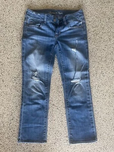 American Eagle Women's Size 4 DISTRESSED DESTROYED Artist Regular Jeans - Picture 1 of 4