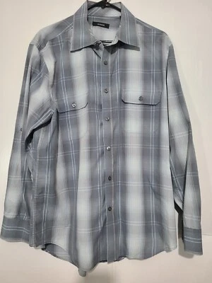 Camisa Alfani Manga Larga Abotonada Talla Extra Grande Bolsillos Izquierdo y Derecho. Foto 1 de 4