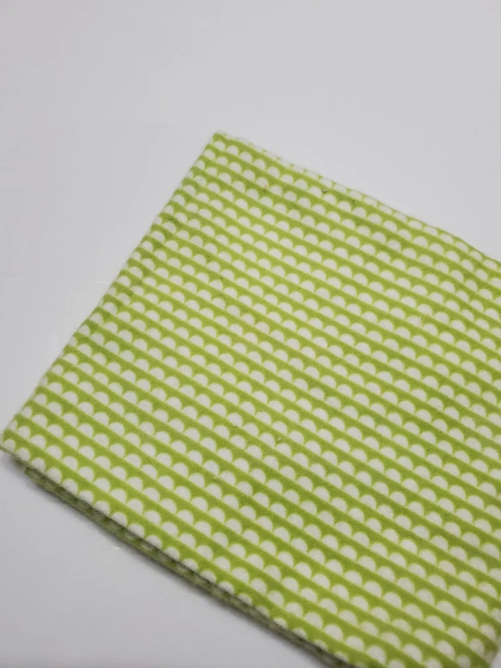 Bonnie & Camille Fabric Miss Kate Moda Flannel Green Quilt Scallops FAT QUARTER - Image 1 of 1