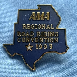 1993 AMA REGIONAL ROAD RIDING CONVENTION ENAMEL PIN - Picture 1 of 5