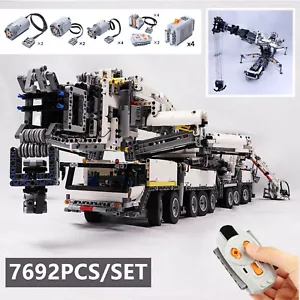 motorisiert Liebherr LTM 11200 Crane Mobilkran mit Aufkleber, APP-Kontrolle - Bild 1 von 12