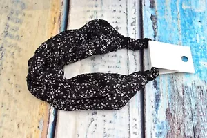 Forever 21 Damen-Headwrap Ditsy Blumenmuster gedreht EINHEITSGRÖSSE schwarz/weiß neu mit Etikett - Bild 1 von 8