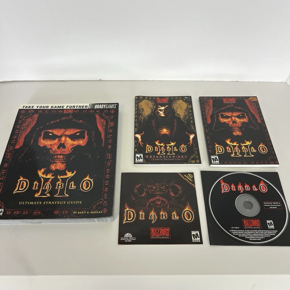 Diablo PC Game Lot + Extras + Diablo 2 Strategy Guide - Image 1 of 4