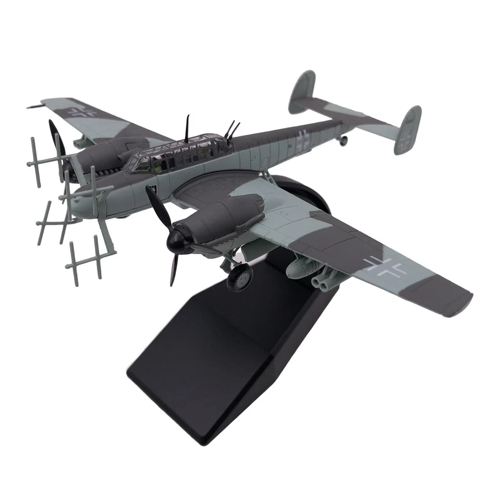 1:100 Modello di caccia BF-110, con modello di visualizzazione del supporto, - Immagine 1 di 4