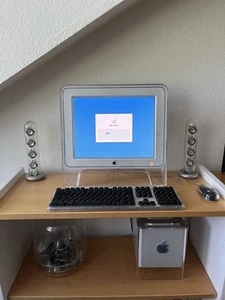 Apple Power Mac G4 Cube mit Sound Sticks und Studio Display, Tastatur, Maus, SSD - Bild 1 von 4