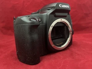 Canon EOS Elan 7 Body *Sticky Grips* (250624-02) - Bild 1 von 3