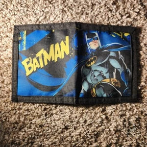 Batman Childrens Folding Wallet - Picture 1 of 5