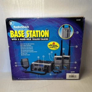 Radio Shack Basisstation mit 2 Hand Walkie Talkies 60-3067 Kinder Spielzeug - Bild 1 von 8