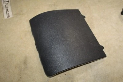 07 - 14 GMC Yukon Chevy Tahoe Jack tampa de armazenamento guarnição porta traseira esquerda LH FABRICANTE DE EQUIPAMENTO ORIGINAL - Imagem 1 de 3