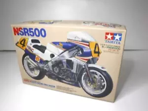 Direct from JapanTAMIYA 1/12 Honda NSR500 Grand Prix Racer - Picture 1 of 4
