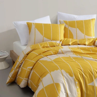 FINNISH MODERN MARIMEKKO "VESI UNIKKO" KING 3PC DUVET SET YELLOW/WARM WHITE NEW - Image 1 of 3