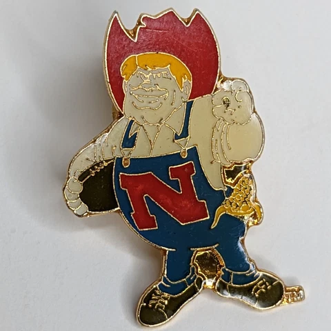 Vtg 1992 Nebraska Cornhuskers mascot Pin Sanchez Enterprises USA Cover