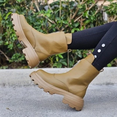 Botines de combate de plataforma para mujer color oliva Foto 1 de 4