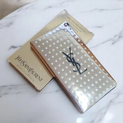 Paleta de sombras de ojos Yves Saint Laurent YSL High On Stars edición limitada Foto 1 de 4