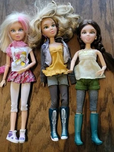 Liv Doll Spin Master Lot 3 Dolls As Pictured With Clothes And Shoes - Picture 1 of 17