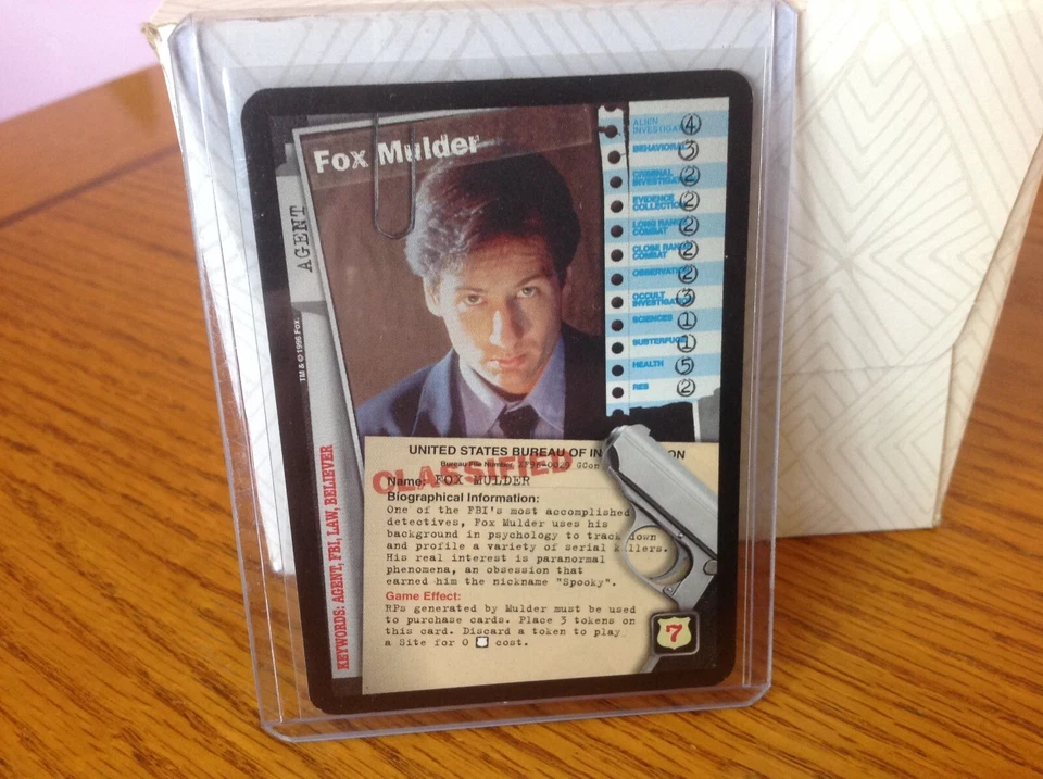 X-Files CCG Fox Mulder GenCon Promo Card - Image 1 of 3