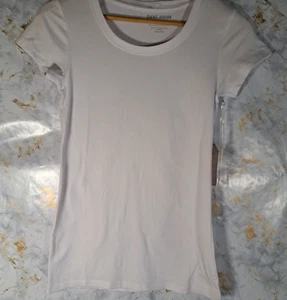 Emme Jordan Women White Tee Shirt Short Sleeve V-Neck Size S - Picture 1 of 5