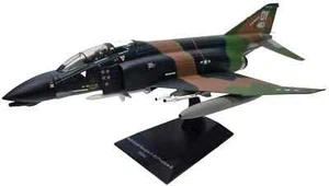F-4D Phantom II Cpt Steve Ritchie 555th Triple Nickel TFS U.S. Air Force Italeri - Bild 1 von 9