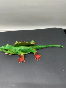 Vintage 1980er Spielzeug Eidechse Dinosaurier Gummi 14" lang grün Made in Hong Kong - Bild 1 von 6