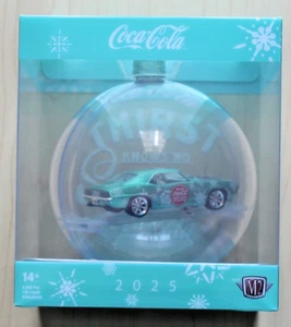 2025 M2 Machines Christmas Ornament Coca Cola 1969 Chevy Camaro - Bild 1 von 1