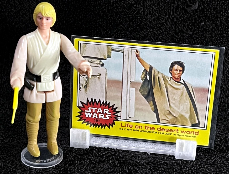 Luke Skywalker 1977 y tarjeta de colección • Kenner Star Wars de colección Foto 1 de 4