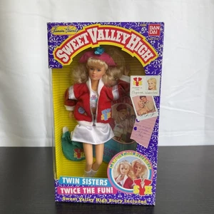 Vintage Sweet Valley High Campus Cool Elizabeth Doll - Bandai 1993 - NEW IN BOX - Picture 1 of 8