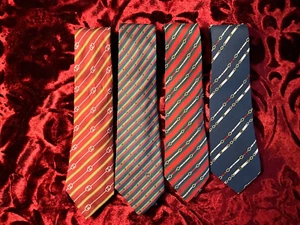 4 Vintage Gucci italienische Seidenkrawatten Horsebit + - Bild 1 von 13