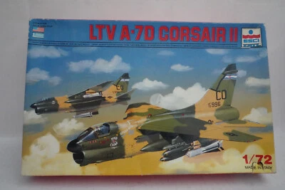 ESCI kit 9057 - LTV A-7D CORSAIR II  - scala 1/72 - Immagine 1 di 2