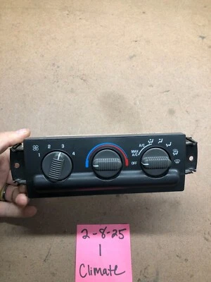 Interruptor de controle de aquecedor 99-04 S10 S-10 Sonoma controle climático HVAC 15098964 - Imagem 1 de 4