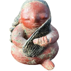 Vintage Pottery Sculpture Girl Brushing Hair Fernando Botero Style 5.5” - Picture 1 of 8