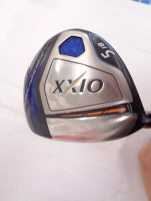 Left-hand 2018 Dunlop XXIO 10 5W Fairway Wood 18deg MP1000 R-flex Golf Club D25 - Image 1 of 4