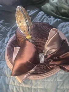 Ladies Cogic Church Hats - Picture 1 of 3