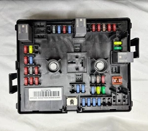 Genuine GM Body Wiring Harness Junction Block 22778076, 11-17 Sierra & Express - Picture 1 of 11