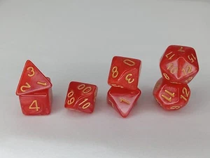 ¡Juego de dados poliédricos de 7 piezas con bolsa de elección gratuita! Juegos de mesa TTRPG DND MTG - Imagen 1 de 6