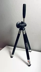 Targus Portable Tripod TG-42TT Extends 11" to 42” Desk/Travel Lightweight Black - Picture 1 of 7