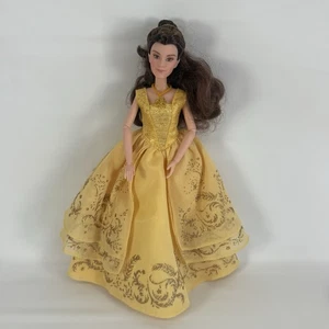 Muñeca Disney La Bella y la Bestia Live Belle Emma Watson Manos Articuladas 2016 - Imagen 1 de 4