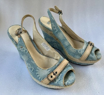 Sandalias de cuña de mezclilla UGG Australia Noella Signature talla 9 Foto 1 de 4