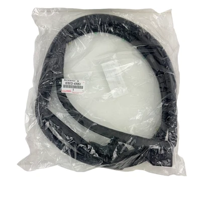 Sello impermeable puerta trasera izquierda Toyota Prius & Prime 2016-2022 OEM 67872-47051 Foto 1 de 4