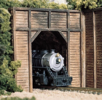 Woodland Scenics N Scale Tunnel Timber Single Portal (2) C1154 - Image 1 of 2