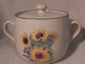 Sunflower Bee Home & Garden Party Stoneware Open Handles w/Lid 7In - Picture 1 of 12