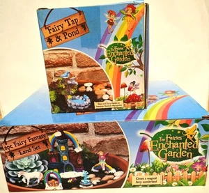 Konvolut Sale / 6 Stück Secret Fairy Garden Verzauberung Holz Zauberschloss & Zapfhahn Teich - Bild 1 von 12