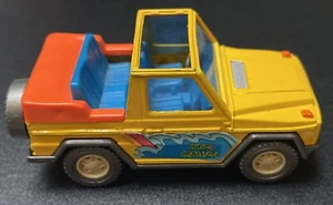 Road Champs Vintage 1993 Die Cast Yellow Mercedes Benz Wave Skimmer Tracker - Picture 1 of 5