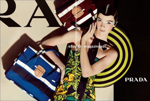 PRADA rivista 2 pagine STAMPA ANNUNCIO PRIMAVERA 2011 MARIACARLA BOSCONO Steven Meisel